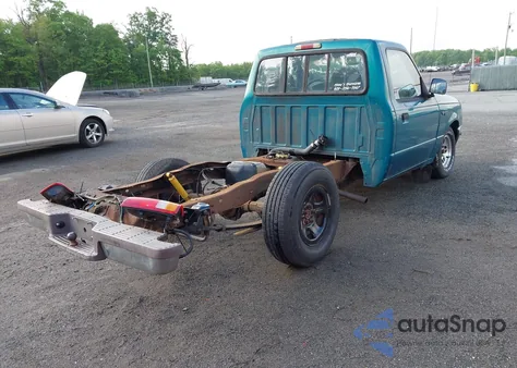 1995 Ford Ranger z USA, uszkodzony, nr VIN 1FTCR10A2STA36176